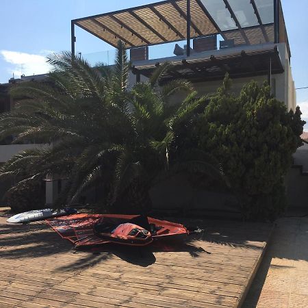 Windsurfing Seaside Apartment Artemida Exterior foto