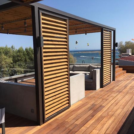 Windsurfing Seaside Apartment Artemida Exterior foto