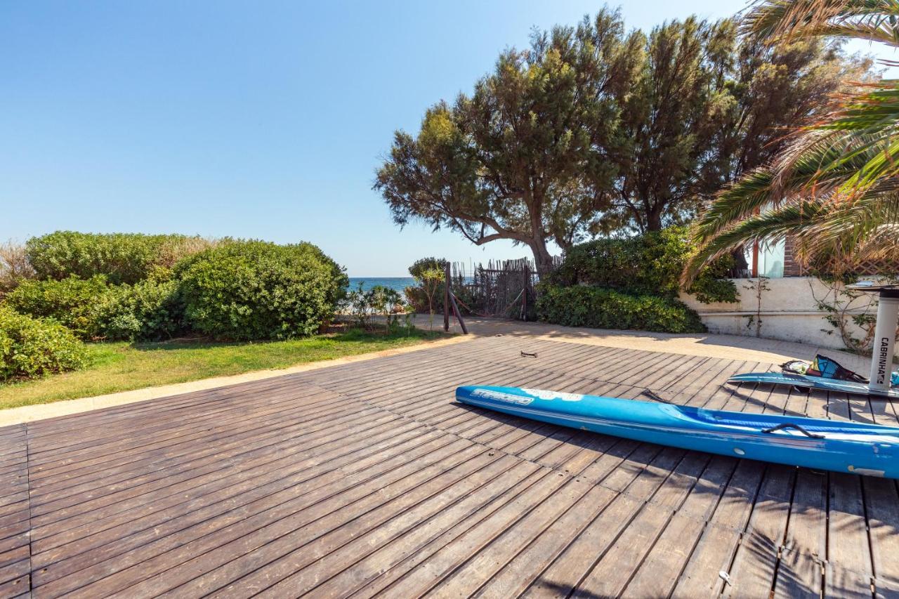 Windsurfing Seaside Apartment Artemida Exterior foto